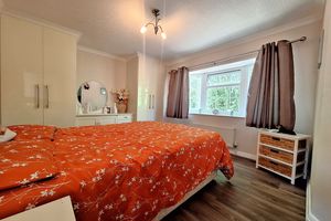 Bedroom - click for photo gallery
